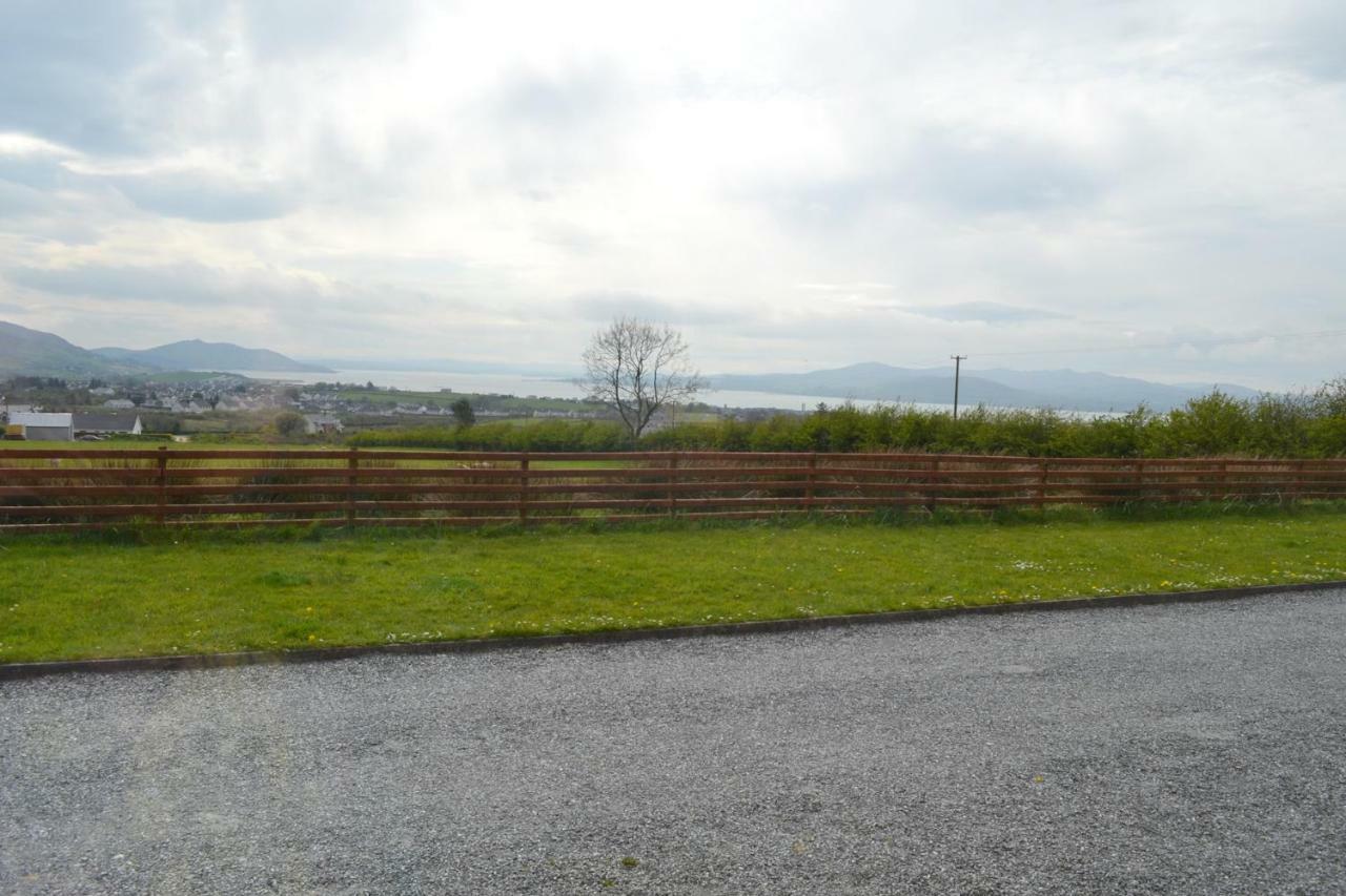 Sally'S Vineyard Buncrana Extérieur photo